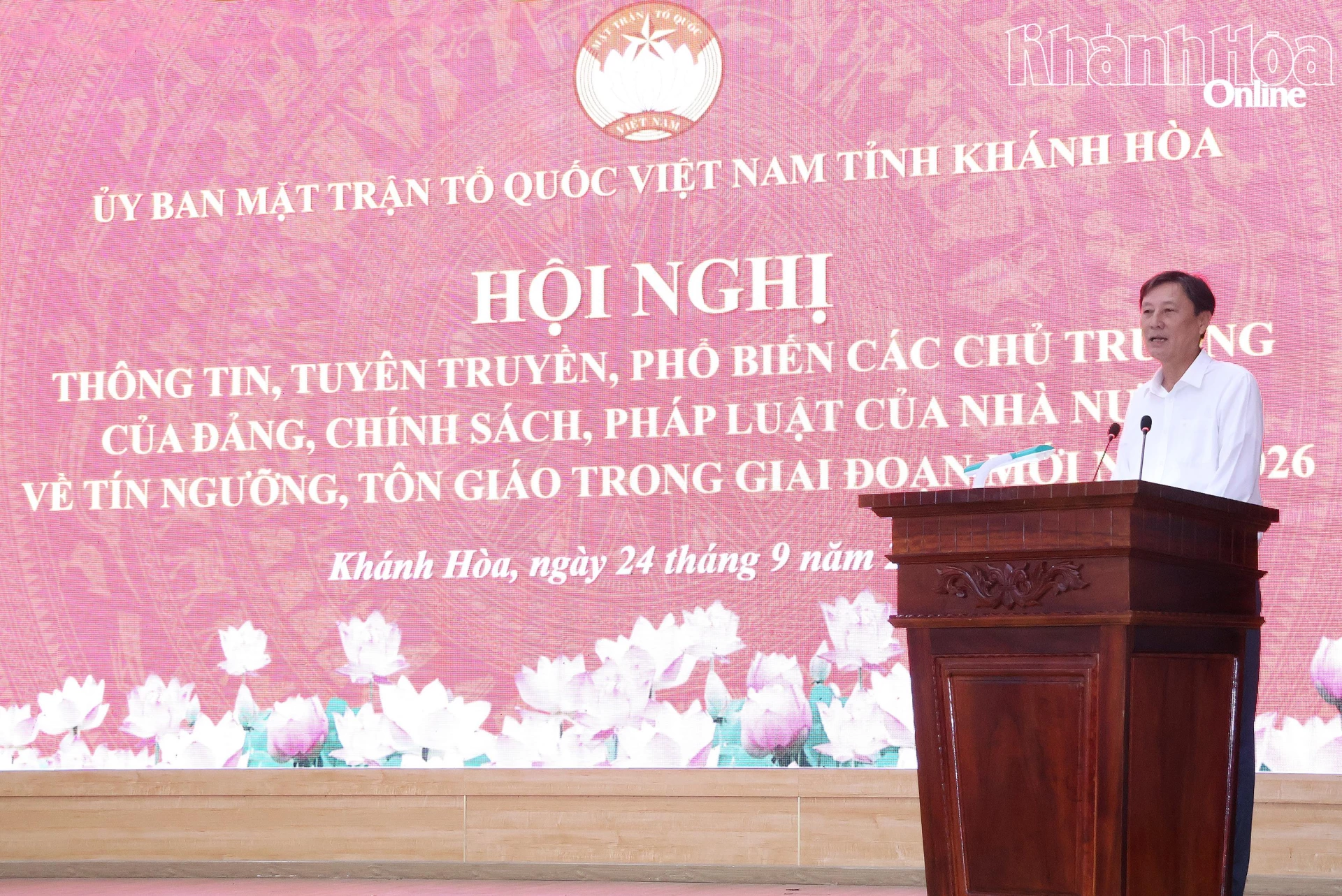 Lãnh đạo Sở Dân tộc và Tôn giáo báo cáo chuyên đề về 
