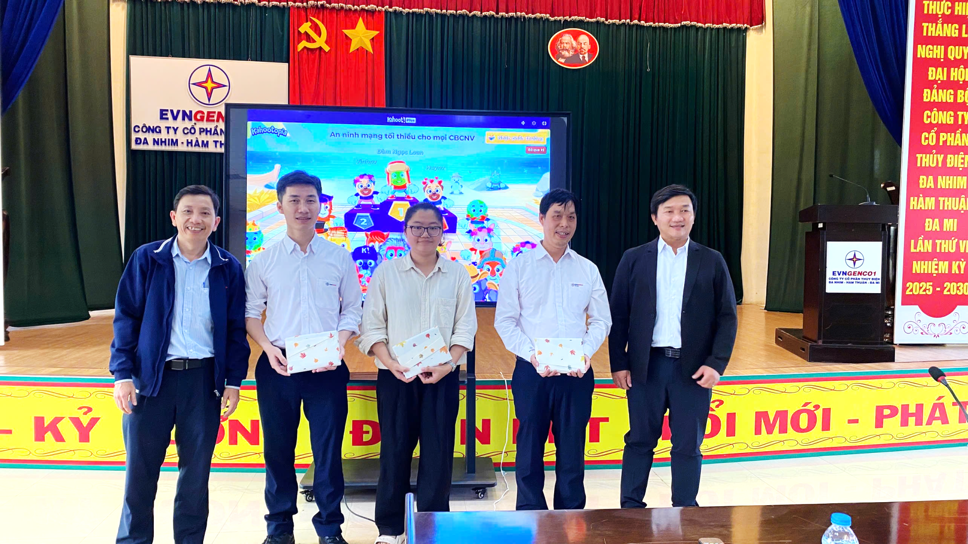 Học viên xuất sắc Khóa đào tạo.