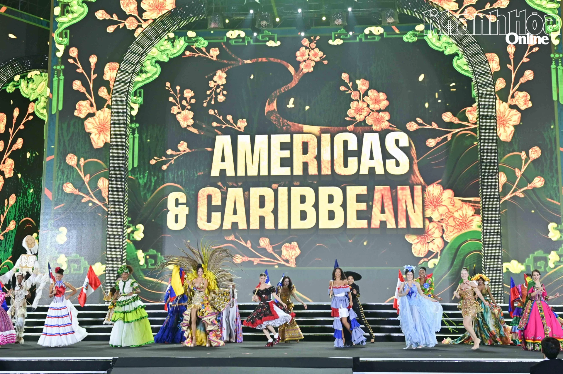 Contestants from the Americas & Caribbean showcase their national costumes

