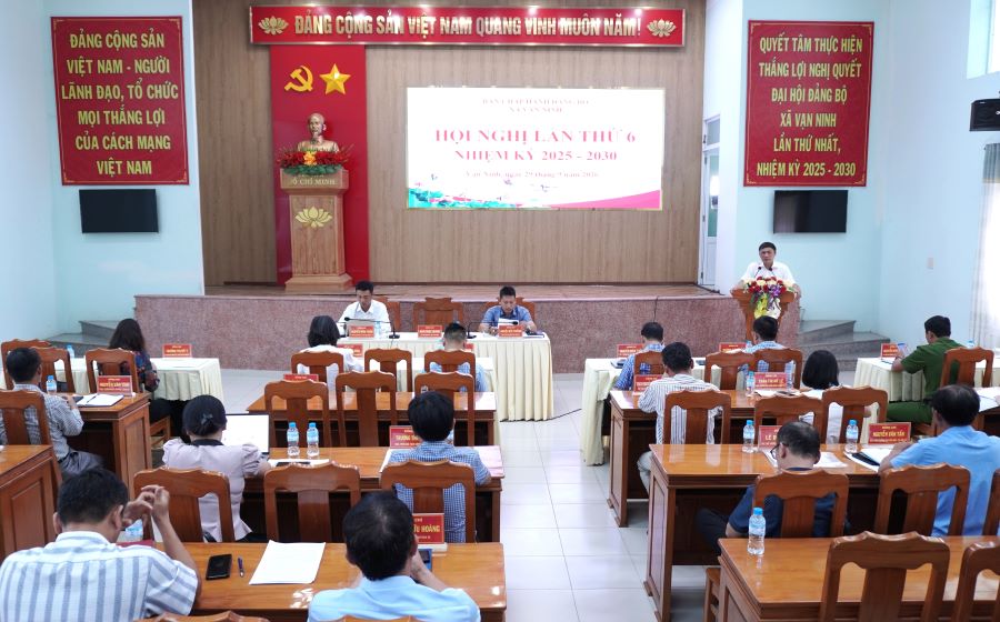 Quang cảnh hội nghị.