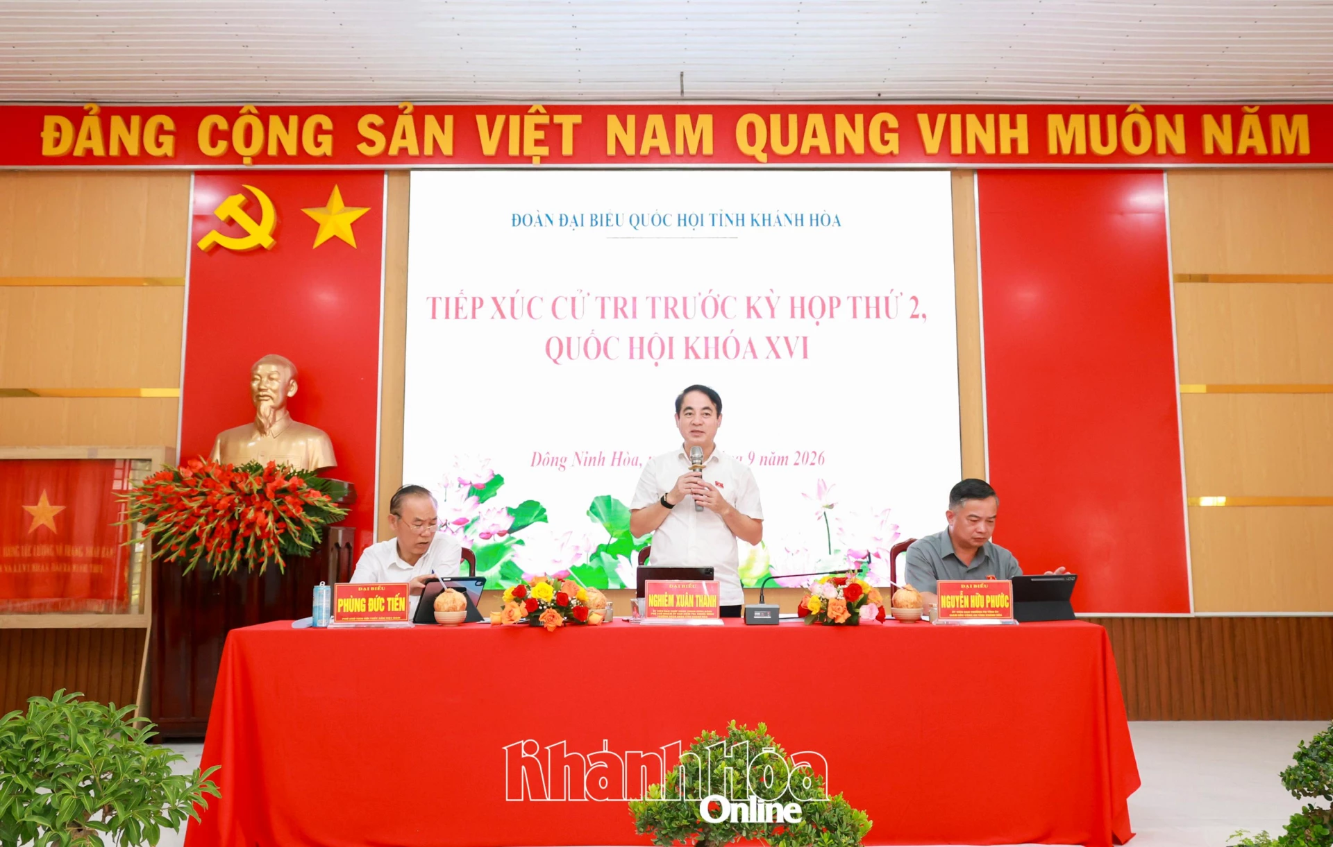 Các đại biểu Quốc hội tỉnh tiếp xúc cử tri 4 xã, phường khu vực Ninh Hòa.