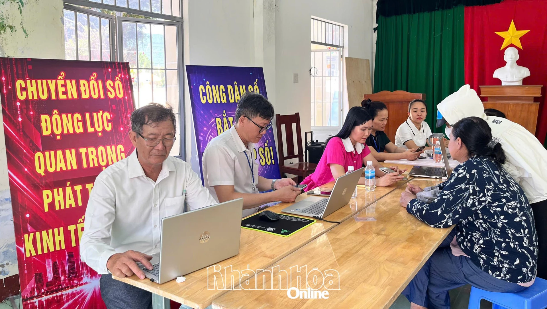 Chiến dịch hướng đến bảo đảm mọi người đều tiếp cận và ứng dụng công nghệ số trong đời sống.
