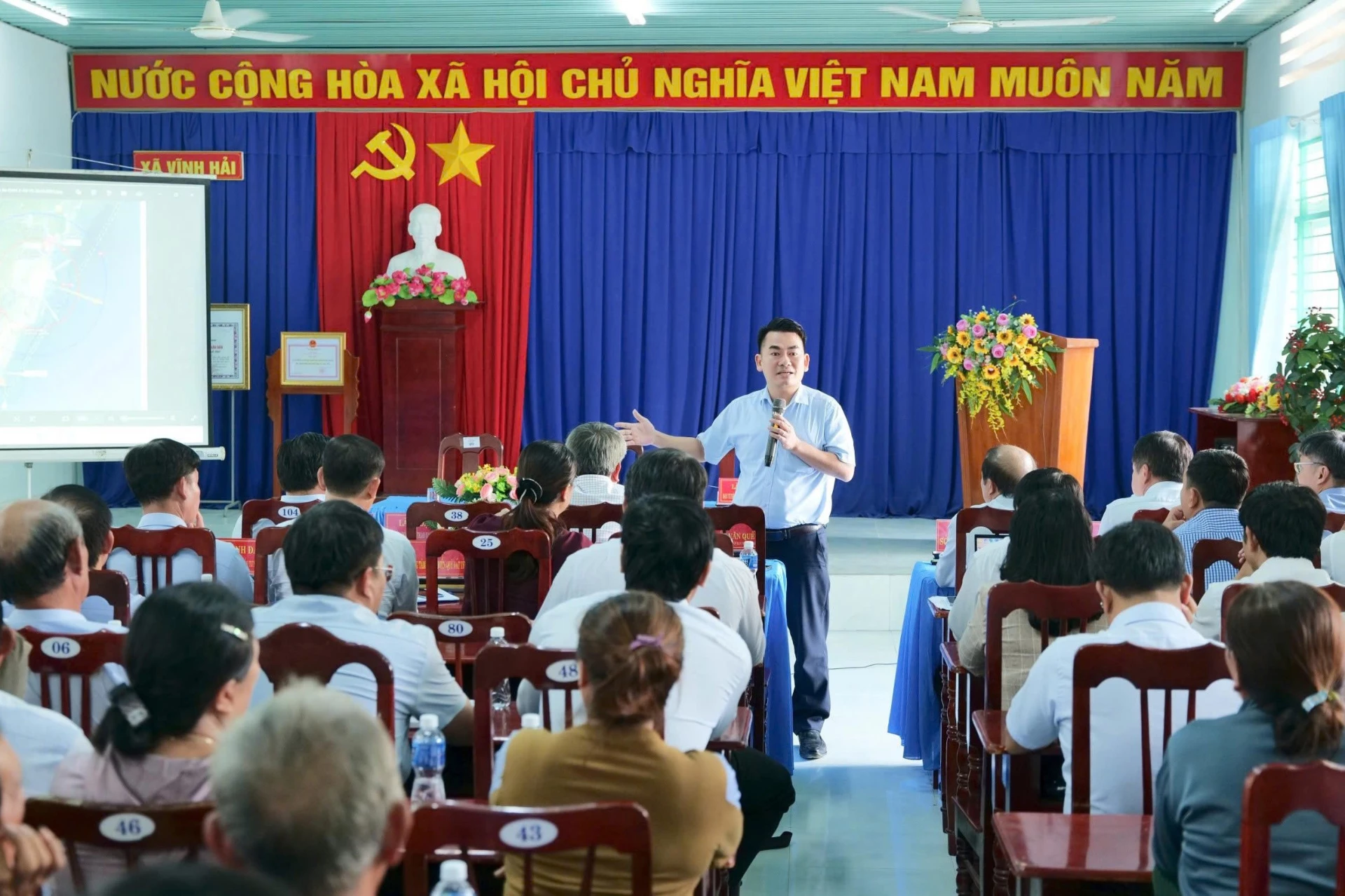 Chính quyền tổ chức gặp gỡ, đối thoại với người dân bị ảnh hưởng bởi Dự án Nhà máy điện hạt nhân
