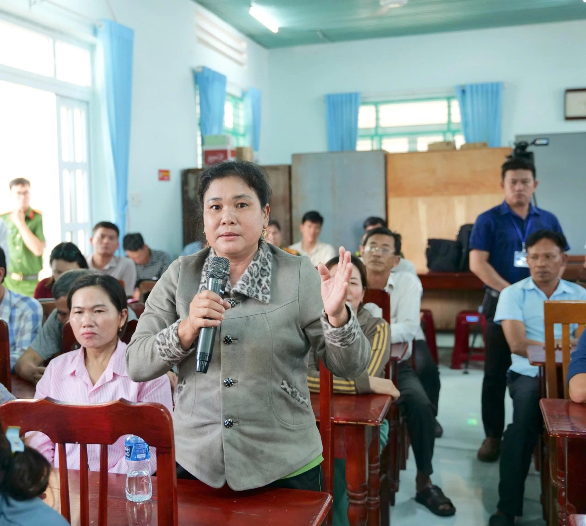 Người dân