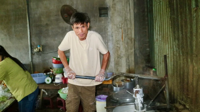 Giữ vị bún cá nóng Diên Lạc