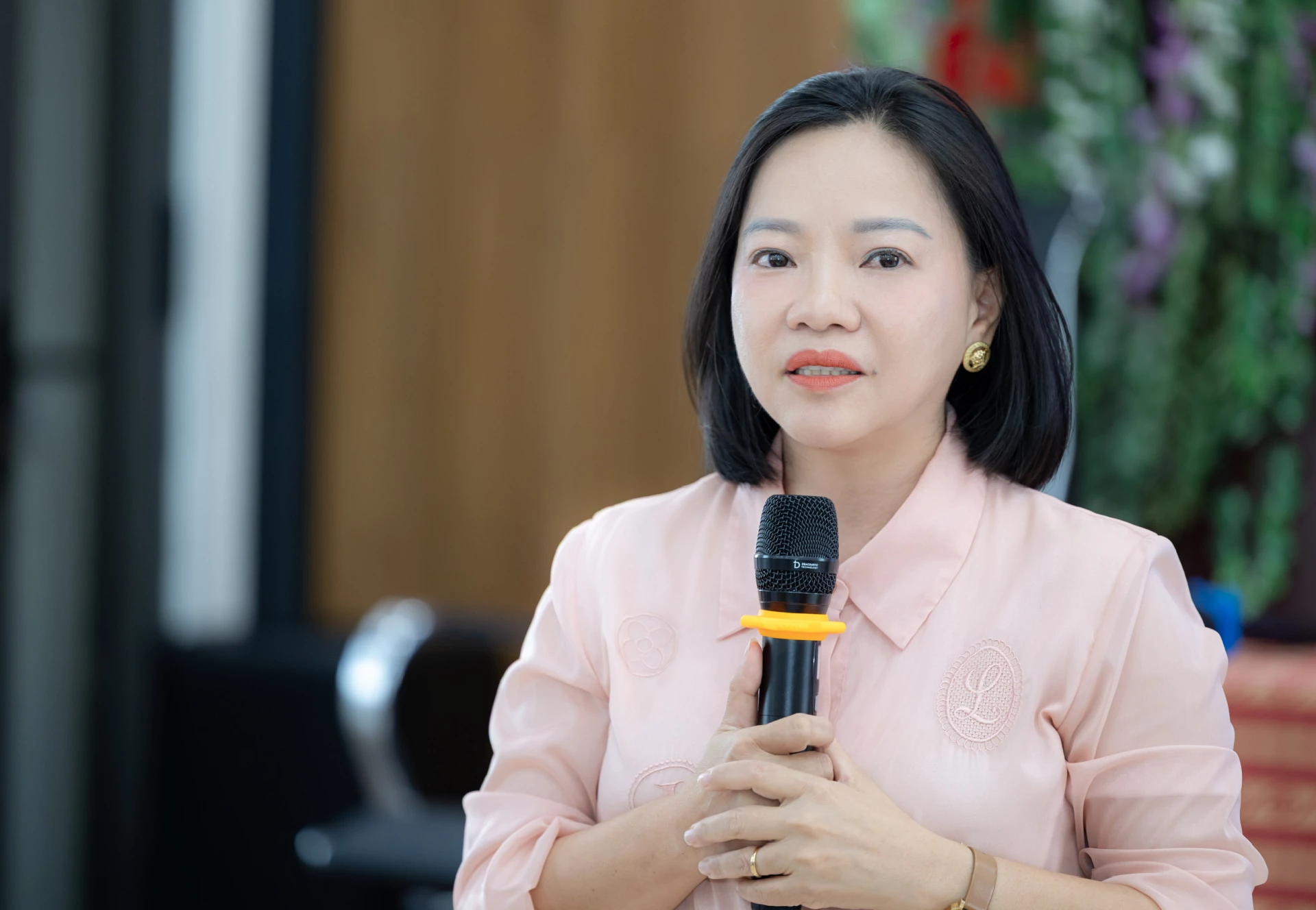 Bà Thái Thị Lệ Hằng.