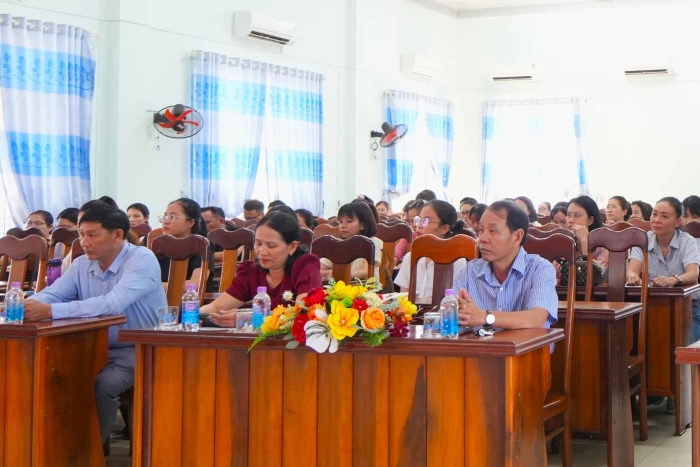 Bồi dưỡng nhận thức về Đảng cho 87 quần chúng ưu tú các xã khu vực Diên Khánh 
