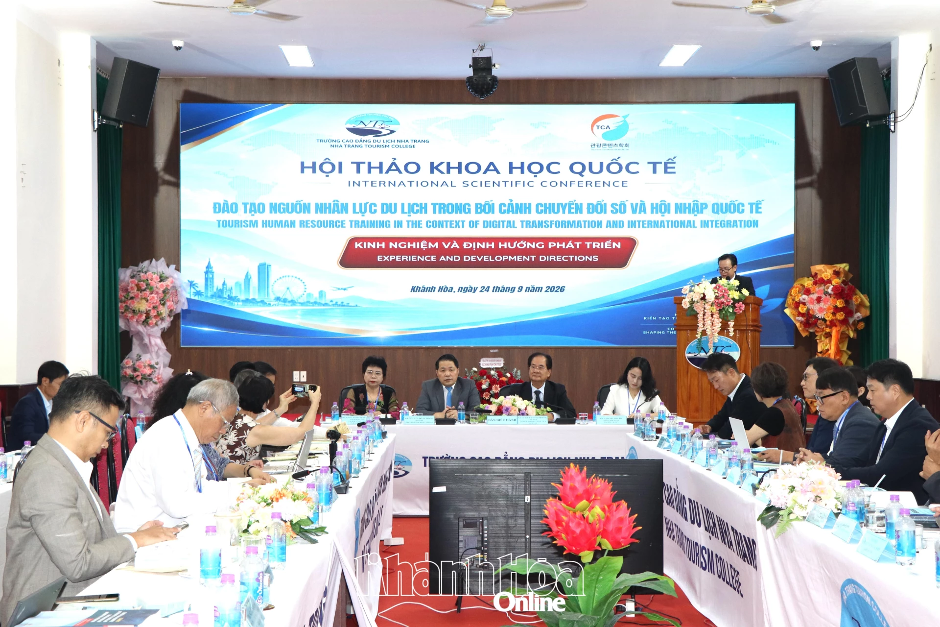 Quang cảnh hội thảo.