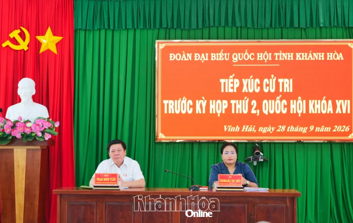 Đại biểu Quốc hội tỉnh Khánh Hòa tiếp xúc cử tri xã Vĩnh Hải