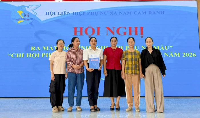 Thành lập 2 chi hội phụ nữ mẫu, 1 chi hội phụ nữ mẫu xuất sắc tiêu biểu ở xã Nam Cam Ranh