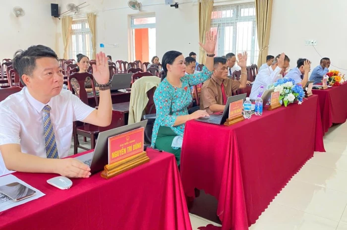 HĐND xã Tây Khánh Sơn tổ chức Kỳ họp chuyên đề lần thứ 2
