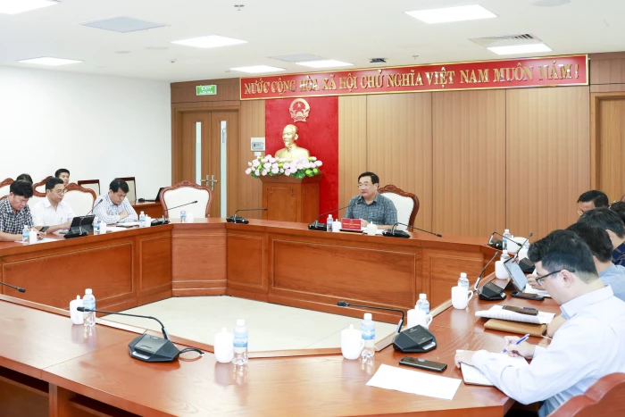 Thống nhất nạo vét các hồ chứa nước bị bồi lắng