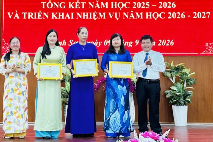 Xã Khánh Sơn tiếp tục nâng cao chất lượng phổ cập giáo dục tại các cấp học
