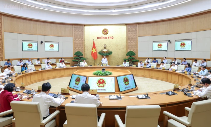 Nghị quyết phiên họp Chính phủ thường kỳ tháng 8/2026