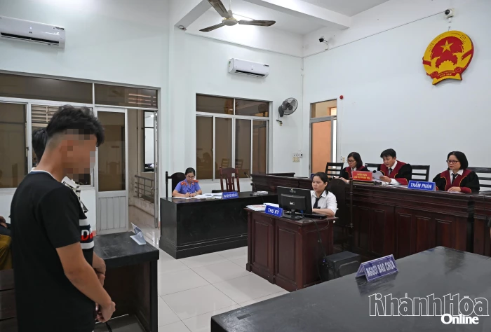 Gây rối trật tự công cộng, 6 thanh niên lãnh án