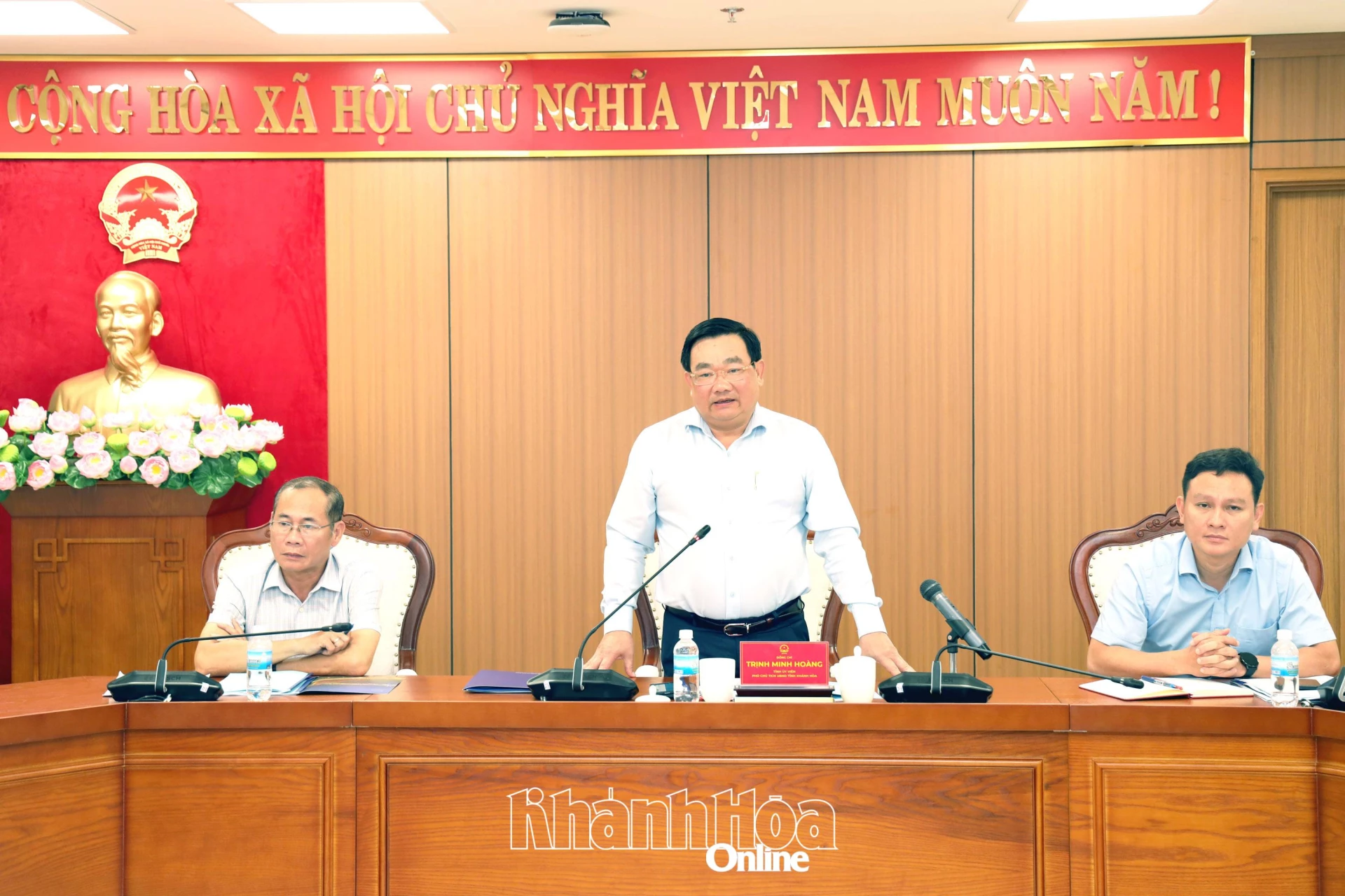 Đồng chí Trịnh Minh Hoàng phát biểu kết luận tại buổi làm việc.