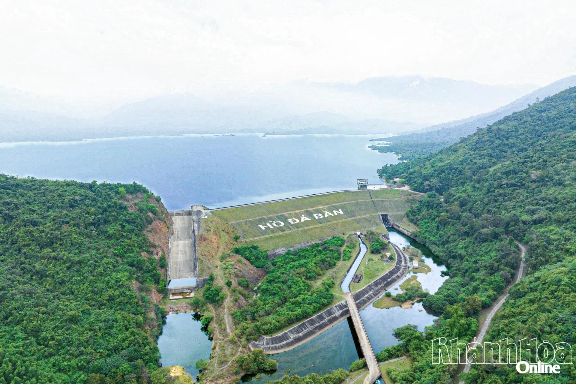 Hồ chứa nước Đá Bàn (xã Bắc Ninh Hòa).