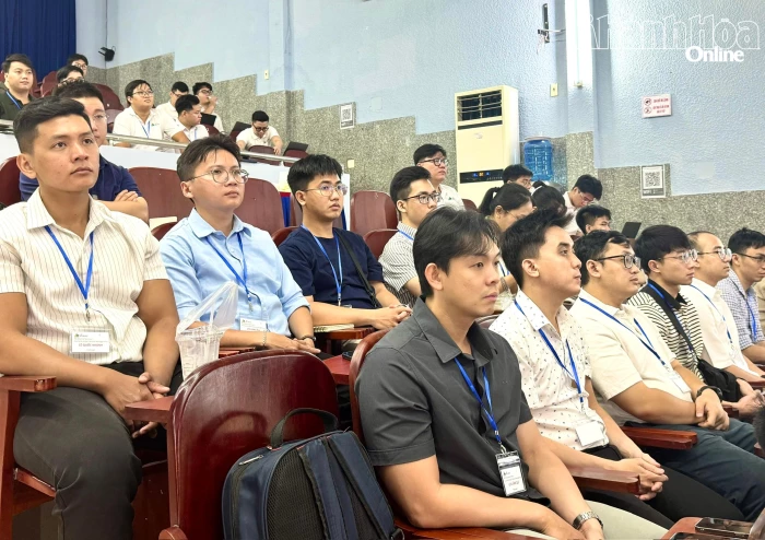 120 bác sĩ được cập nhật kiến thức điều trị gãy xương vùng cổ chân, bàn chân