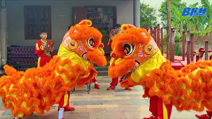 [Video] Rộn ràng nhịp trống lân trước thềm trung thu