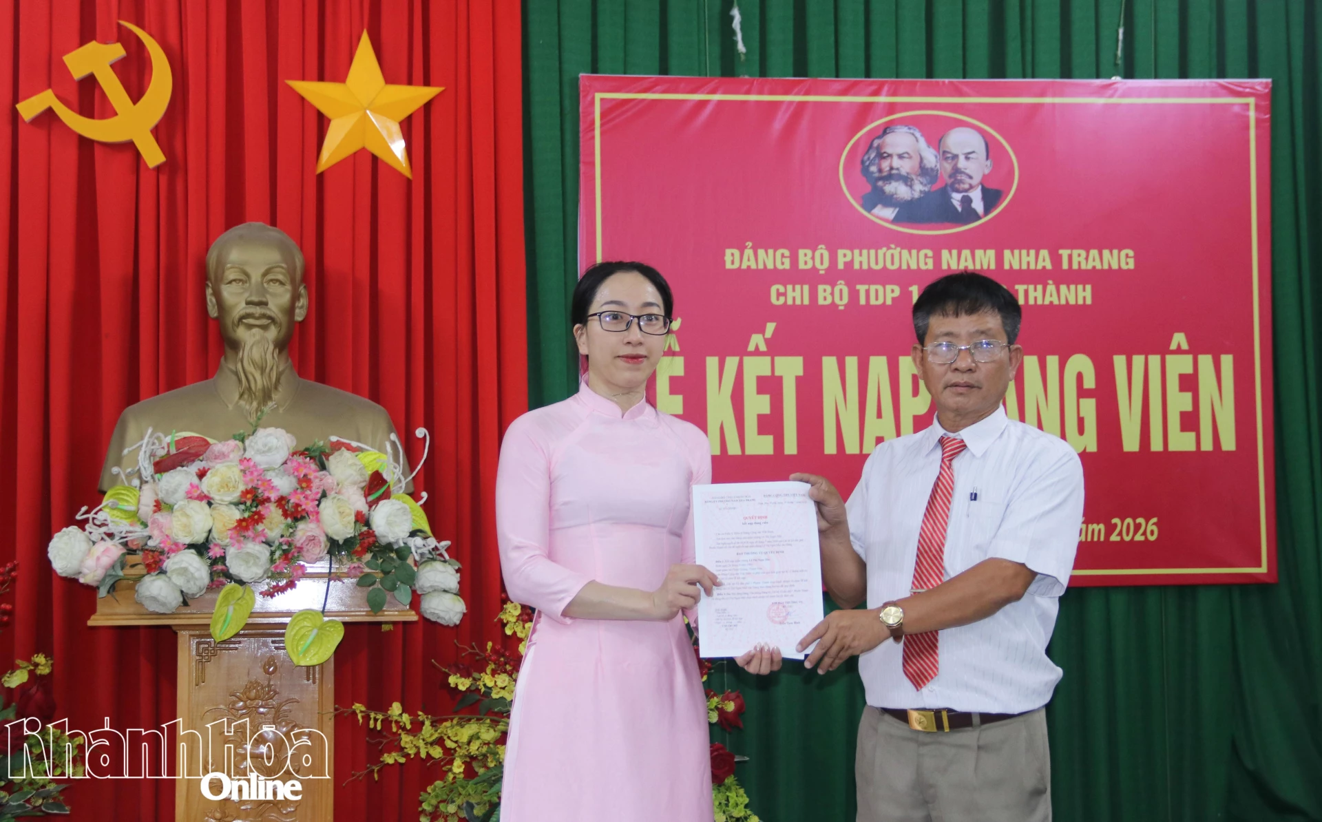 Chị Lê Thị Ngọc Mai vừa kết nạp Đảng vào tháng 8-2026.