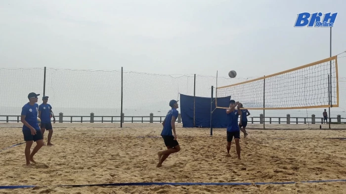[Video] Đội tuyển bóng chuyền bãi biển Sanvinest Khánh Hòa hướng đến mục tiêu giành huy chương vàng