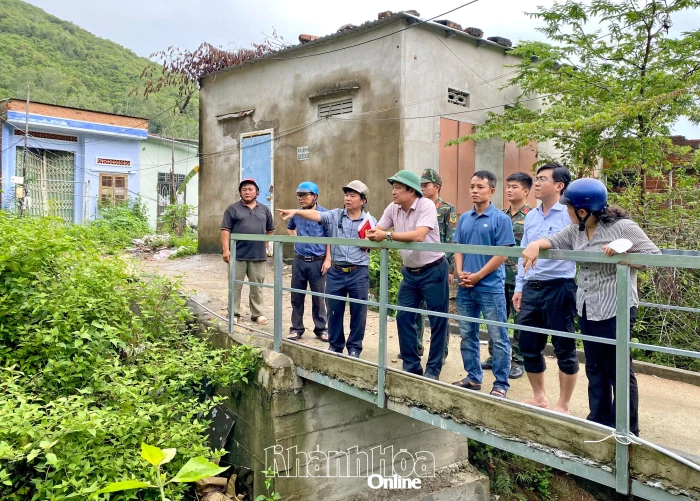 Phường Nam Nha Trang kiểm tra công tác ứng phó với mưa lớn, sạt lở đất