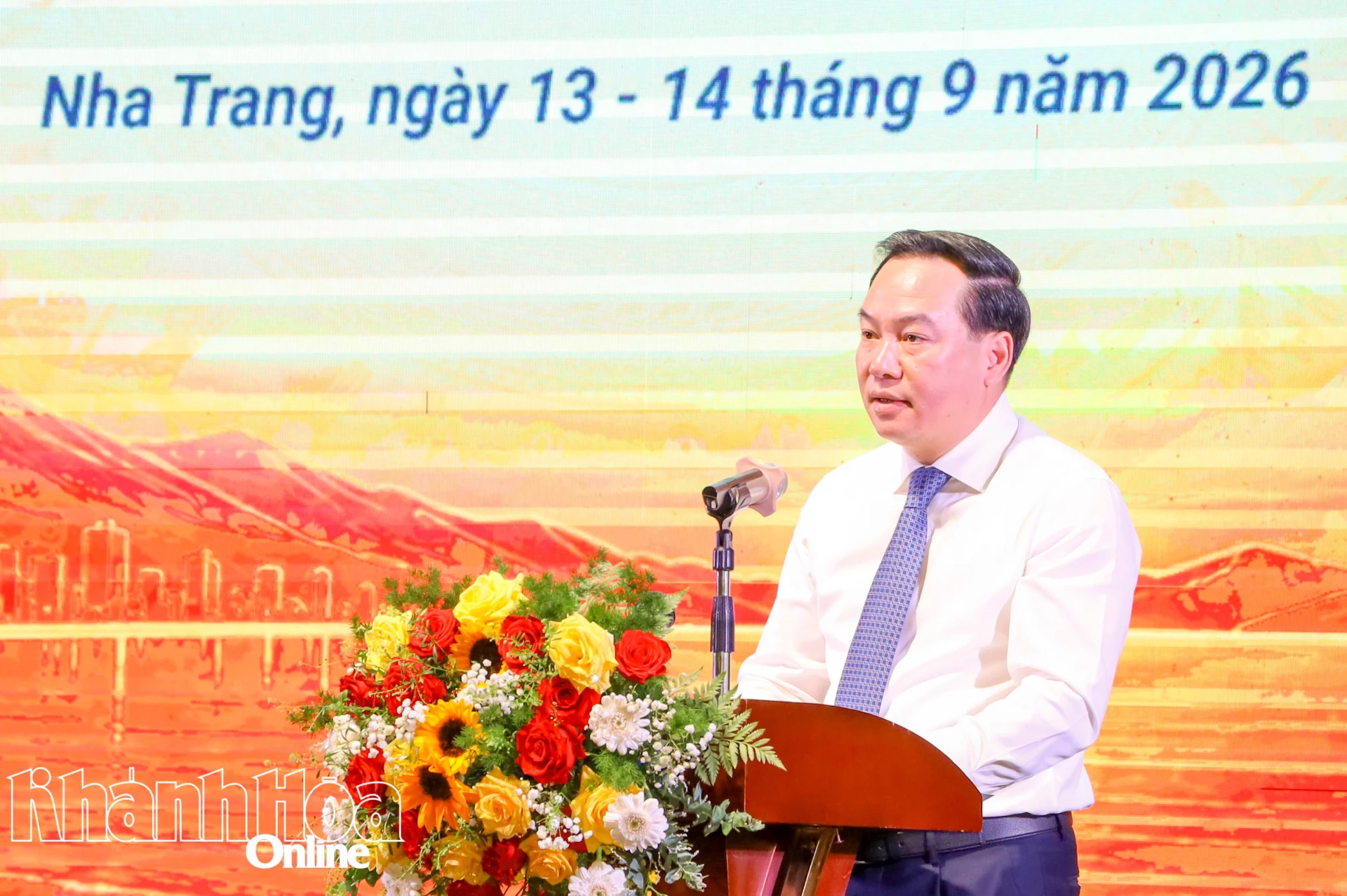 Đồng chí Hồ Xuân Trường phát biểu tại hội nghị.