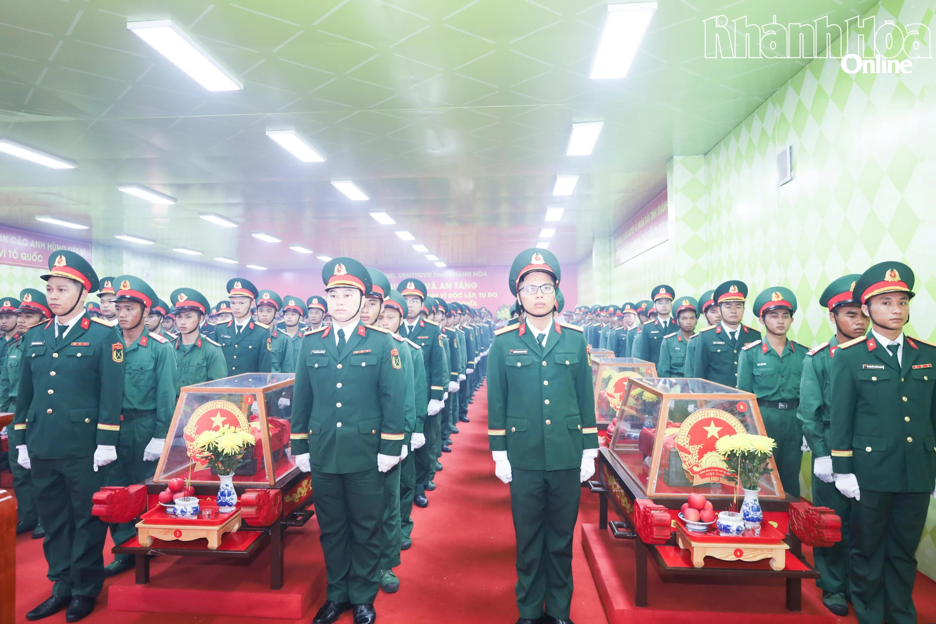 45 hài cốt liệt sĩ được tìm kiếm, quy tập tại 3 khu vực trên địa bàn tỉnh được an táng tại Nghĩa trang liệt sĩ Hòn Dung.