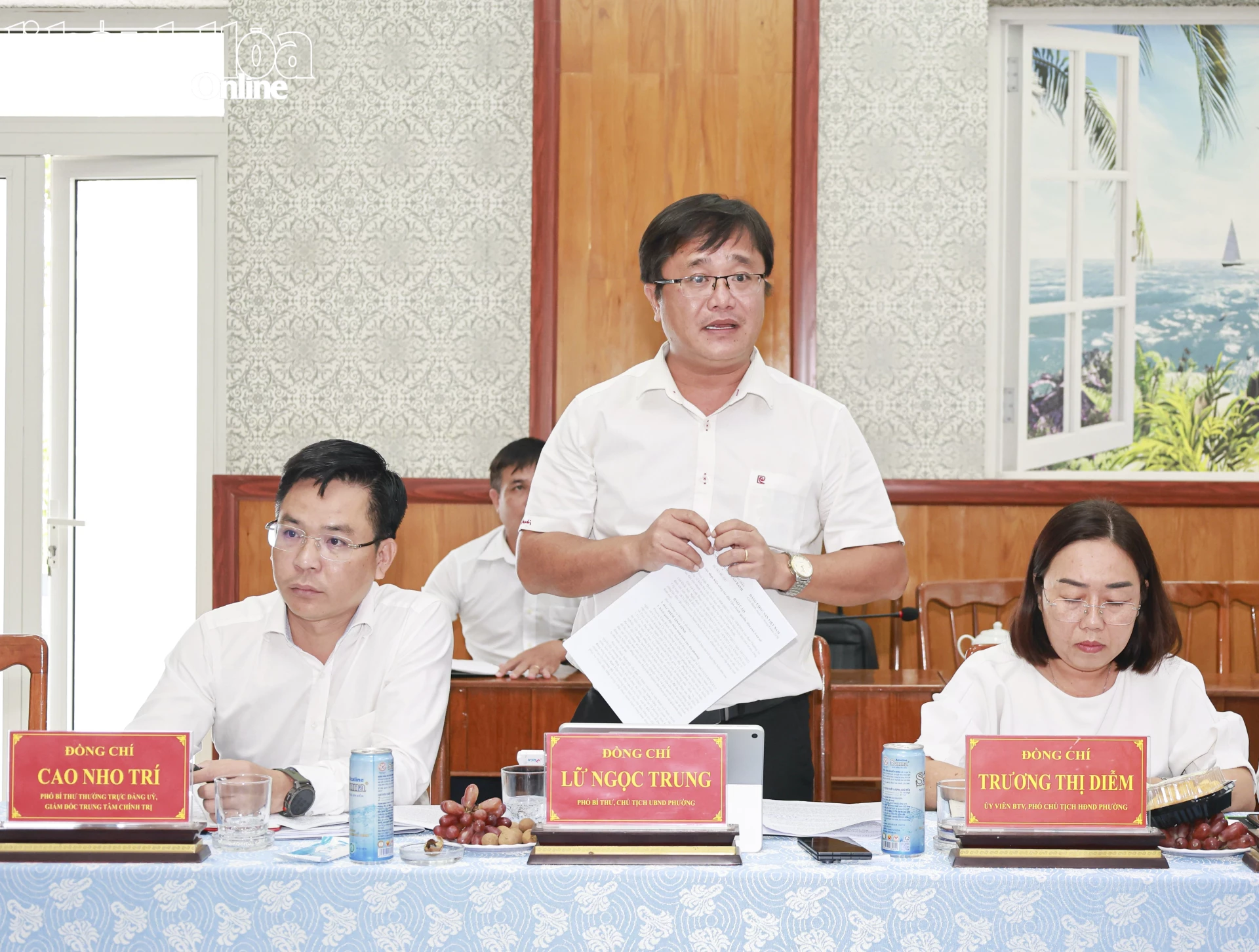 Ông Lữ Ngọc Trung - Chủ tịch UBND phường Cam Ranh phát biểu tại buổi làm việc.