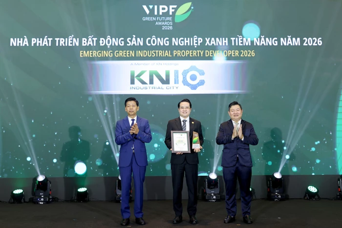 Tập đoàn KN Holdings lần thứ ba liên tiếp được vinh danh tại chương trình 