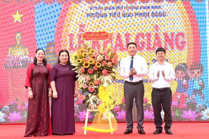 Các trường học trên địa bàn phường Phan Rang khai giảng năm học mới 