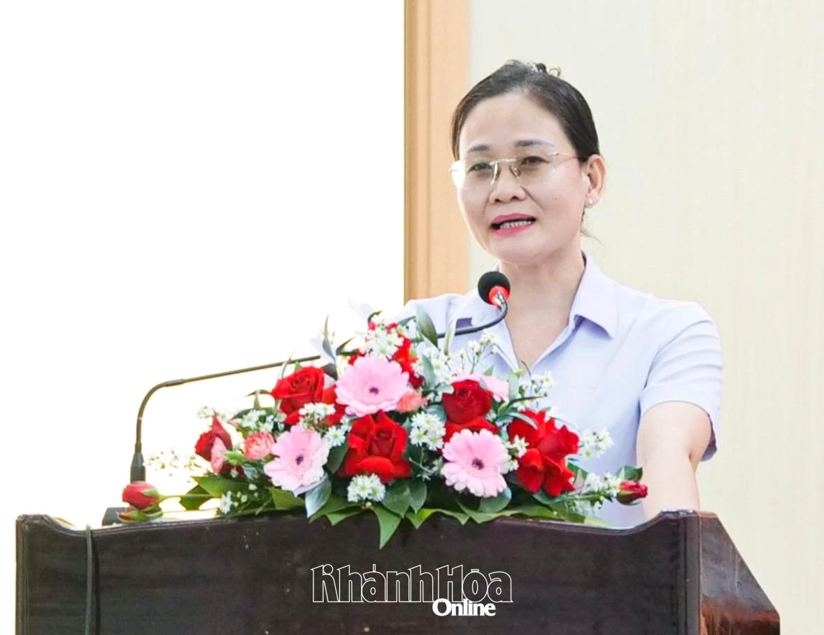 Lãnh đạo xã Ninh Sơn trao đổi, làm rõ một số vấn đề thuộc thẩm quyền.