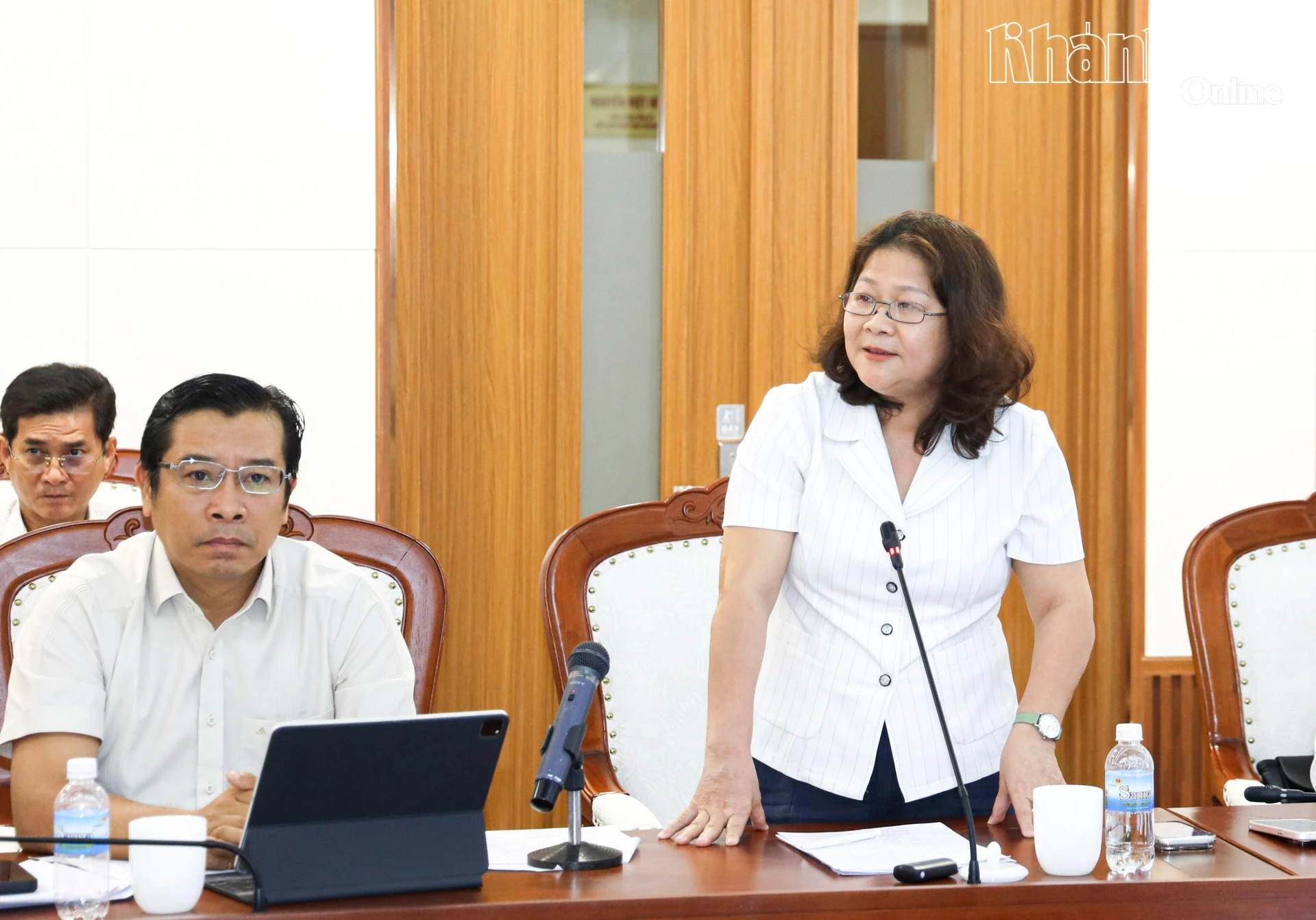 Chủ đầu tư Khu công nghiệp Du Long kiến nghị một số vấn đề với lãnh đạo tỉnh.