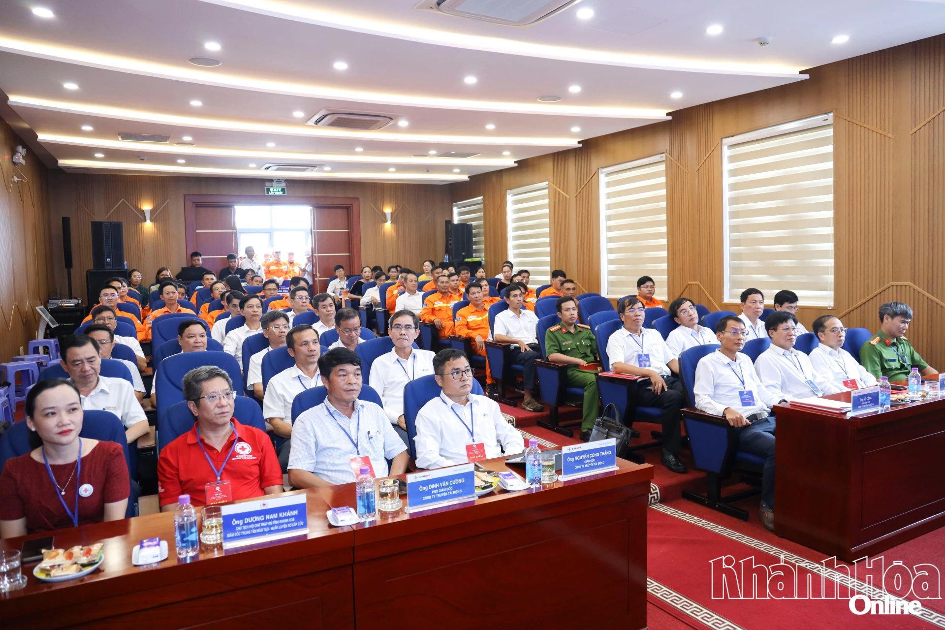 Quang cảnh khai mạc hội thi.