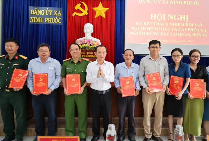 Đảng ủy xã Ninh Phước: Ký cam kết trách nhiệm người đứng đầu, cấp phó