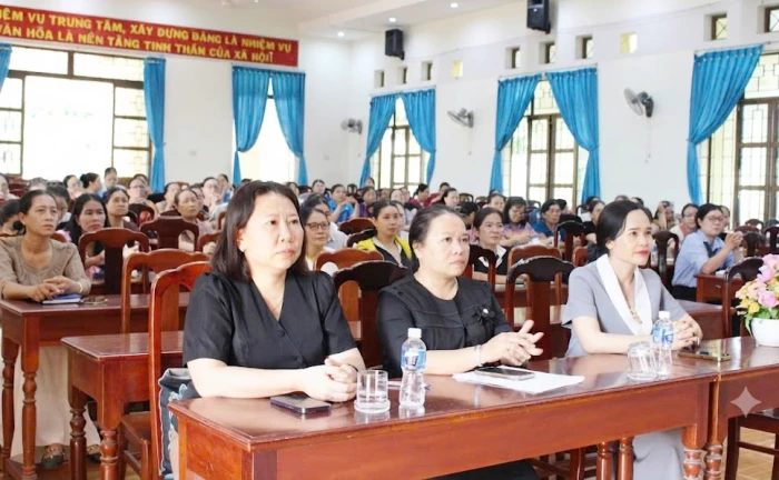 114 cán bộ Hội Liên hiệp Phụ nữ cơ sở tham gia bồi dưỡng nghiệp vụ