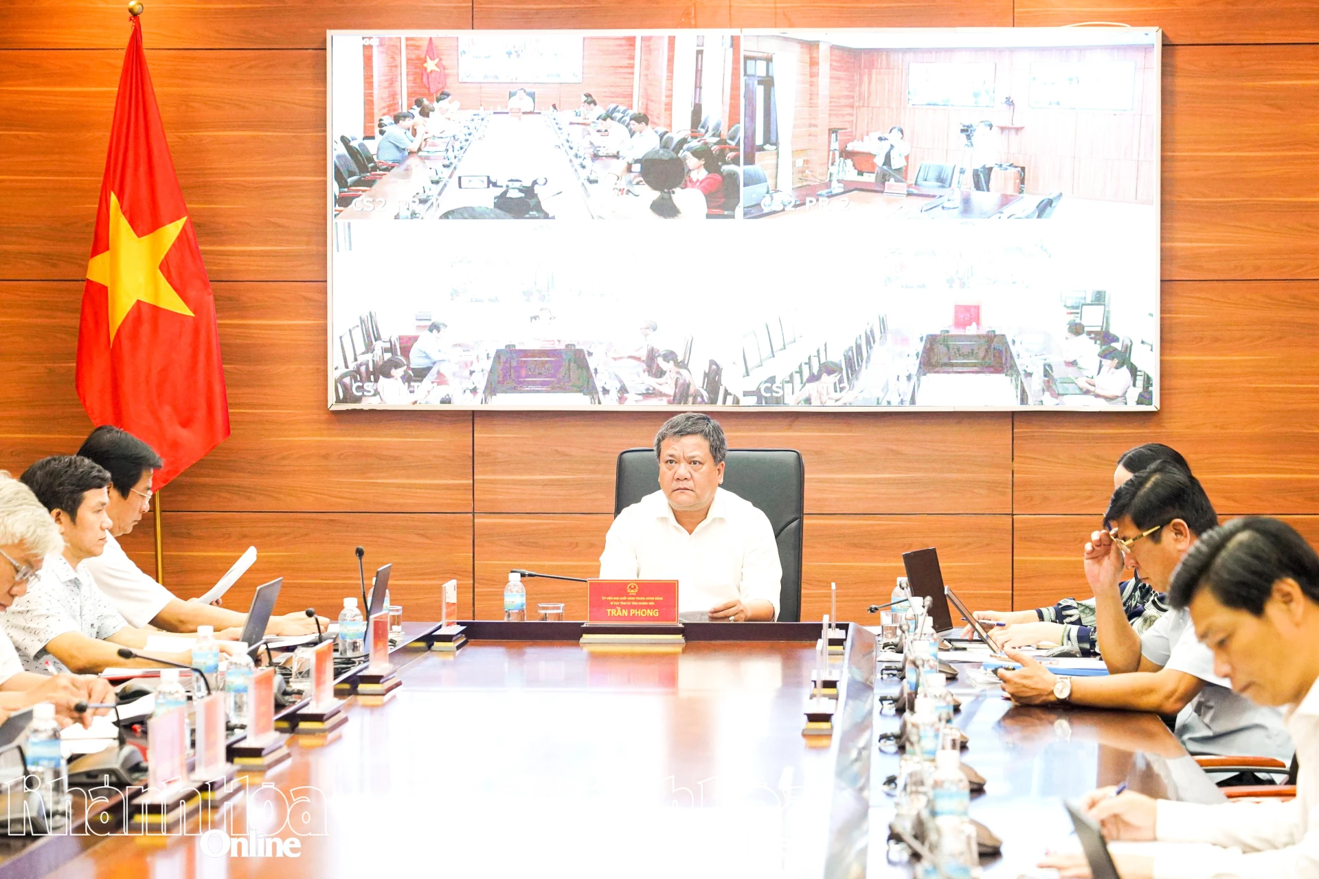 Quang cảnh buổi tiếp công dân.