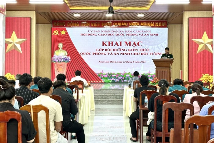 Xã Nam Cam Ranh bồi dưỡng kiến thức quốc phòng, an ninh cho 55 học viên