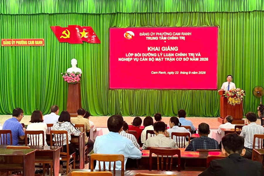 Quang cảnh lớp bồi dưỡng.