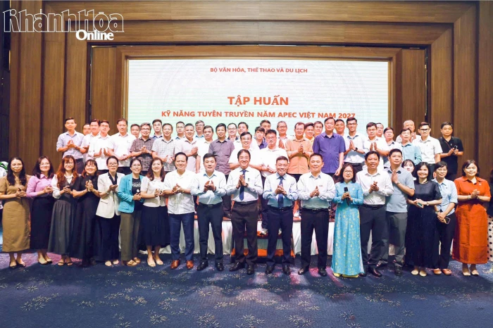 Hội nghị tập huấn nâng cao kỹ năng tuyên truyền Năm APEC Việt Nam 2027