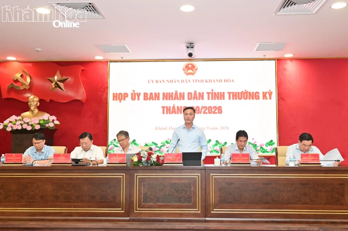 UBND tỉnh Khánh Hòa họp thường kỳ tháng 9