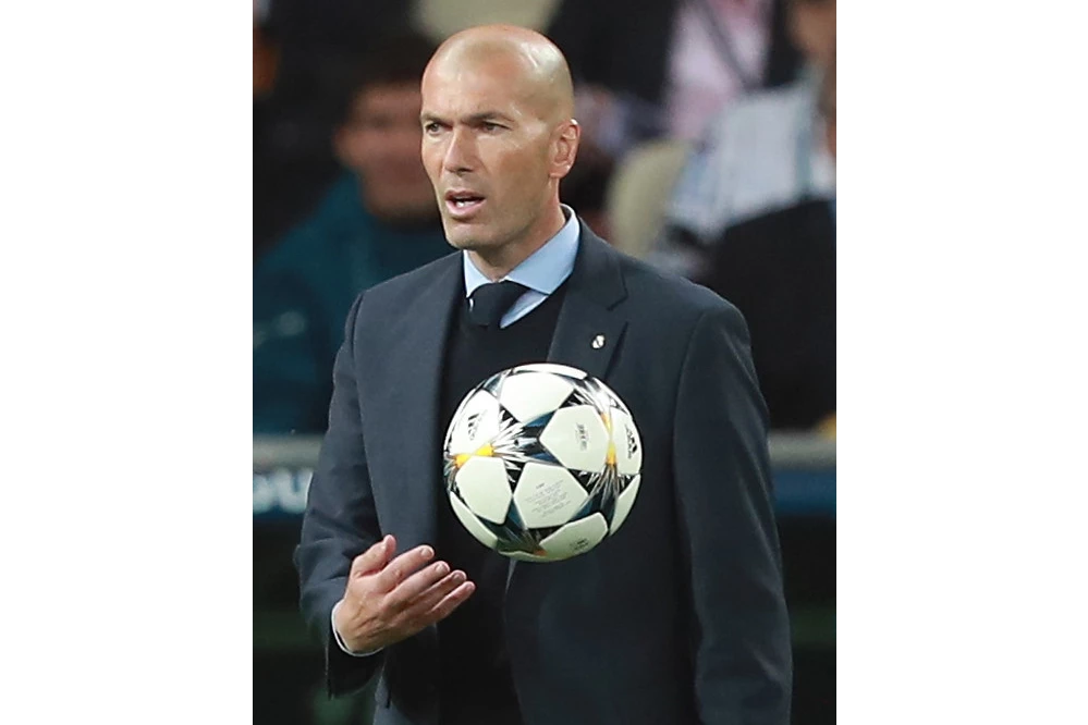 
Zinedine Zidane cho đội tuyển Pháp thi đấu chắc chắn, thận trọng và giàu tính thực dụng trong 2 trận đấu “mở màn” ở vị trí huấn luyện viên trưởng. (Nguồn: Wikimedia Commons)