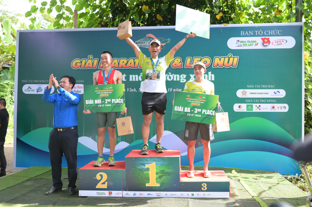Winners of men’s 10km
