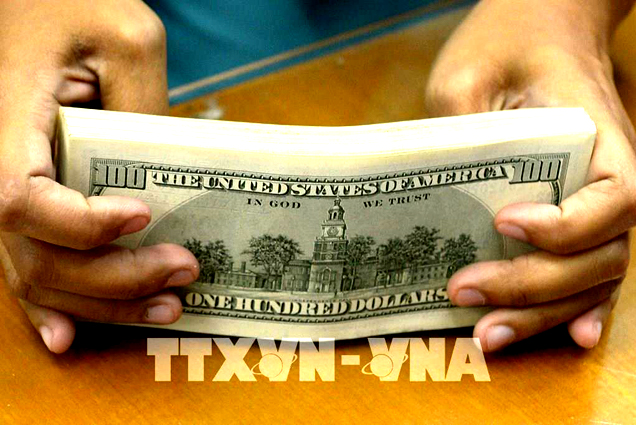Giá USD hôm nay 25/10 giảm nhẹ