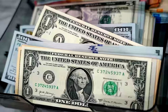 Tỷ giá USD hôm nay (26-10): Đồng USD tiếp tục tăng vượt mốc 106,5