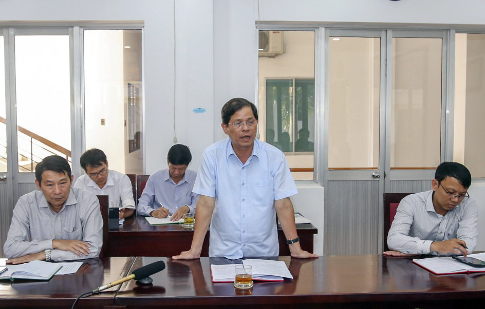 Tạo điều kiện tốt nhất cho đội bóng đá Khánh Hòa FC tham dự mùa giải mới