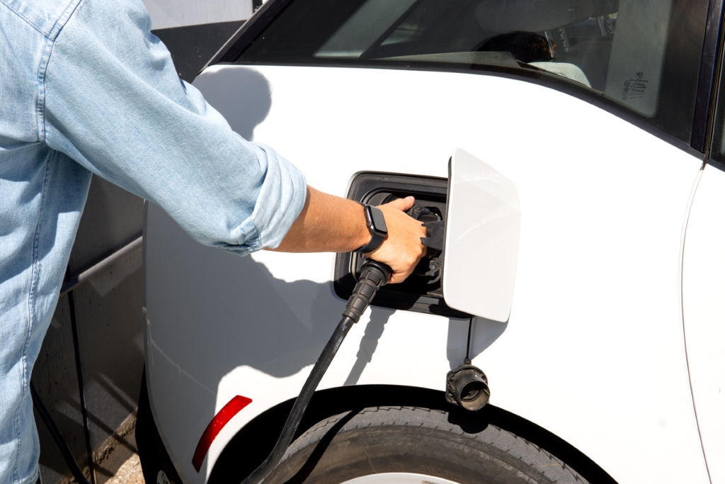 Hệ thống trạm sạc công cộng của VinFast đã có mặt tại 80/85 thành phố với khoảng cách giữa các trạm không quá 3,5km.