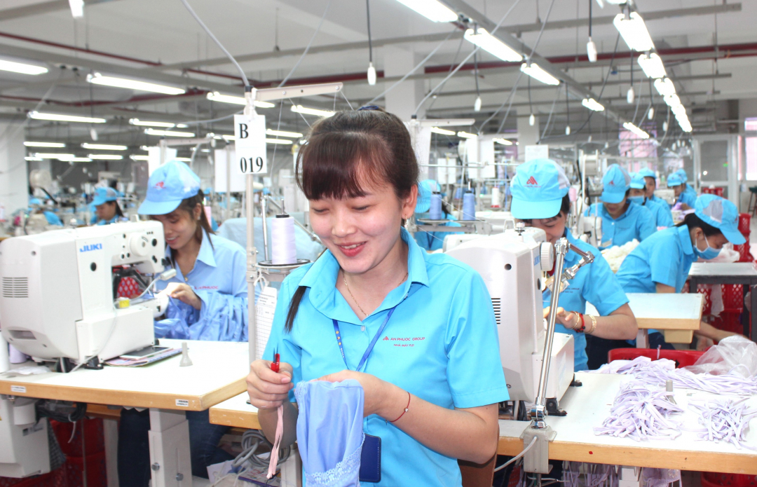 Chào mừng Đại hội XI Công đoàn Khánh Hòa, nhiệm kỳ 2023 - 2028: Tập trung đổi mới, nâng cao hiệu quả hoạt động công đoàn