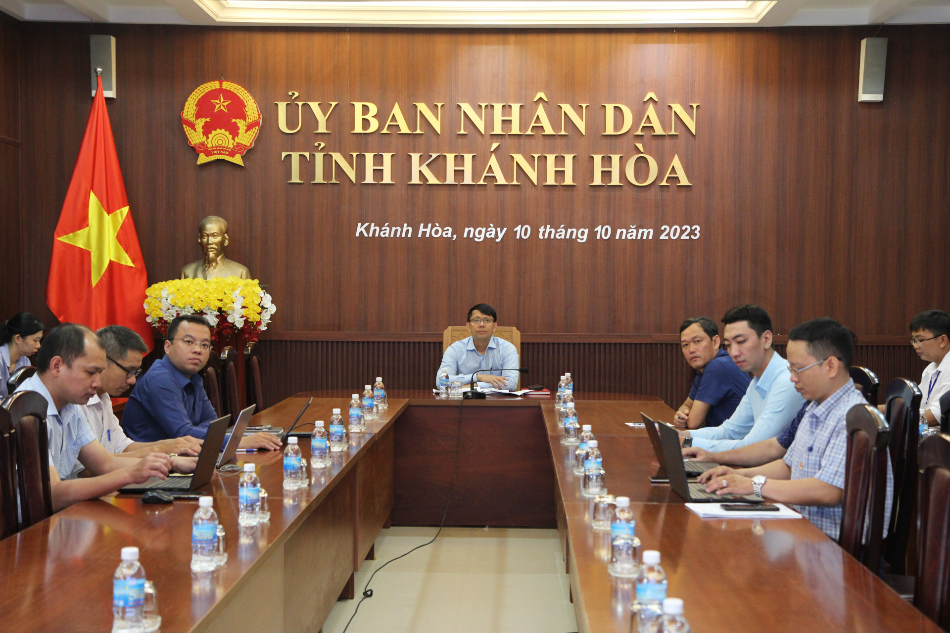 Quang cảnh hội nghị tại điểm cầu UBND tỉnh Khánh Hòa.