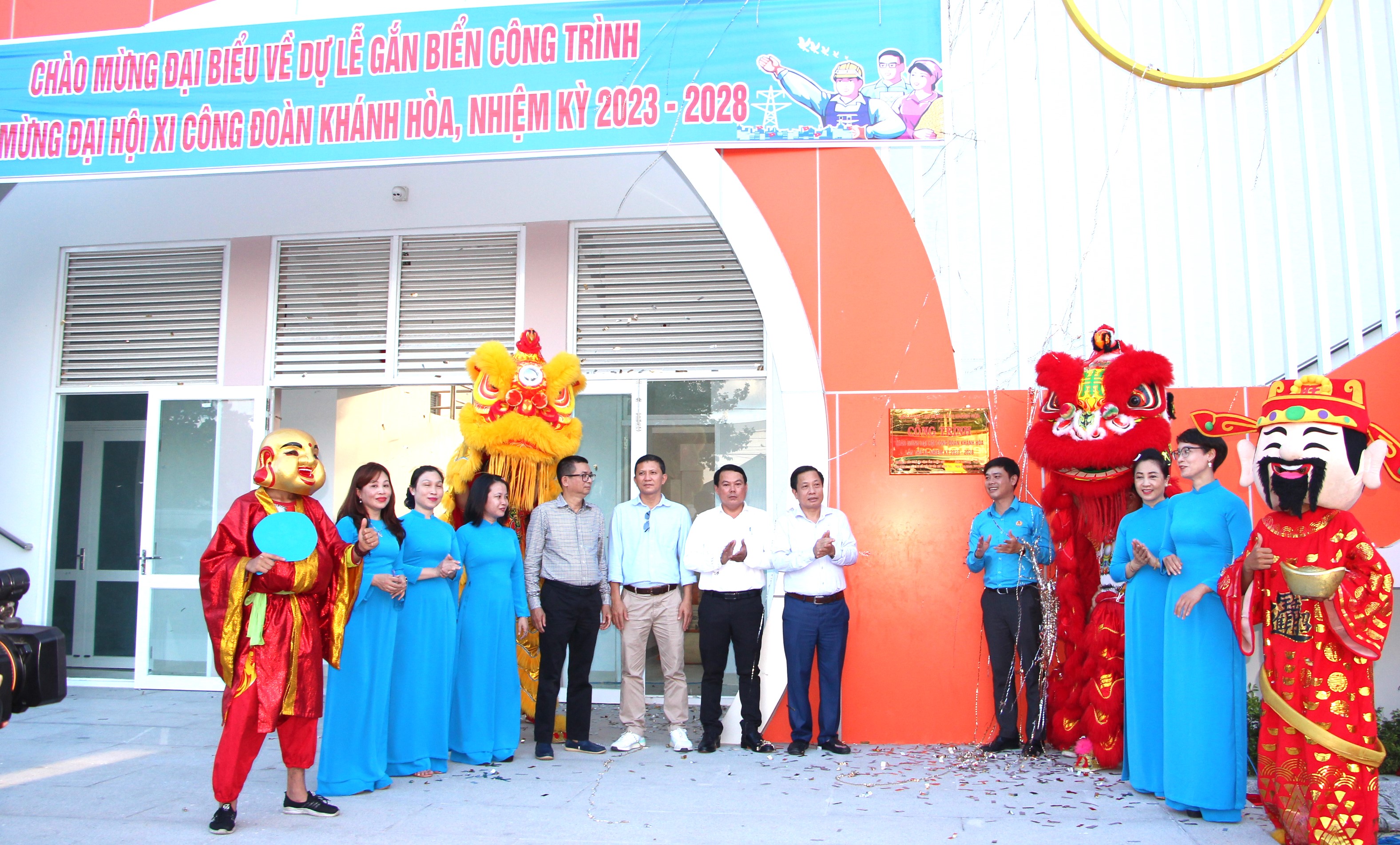 Liên đoàn Lao động tỉnh: Gắn biển công trình chào mừng Đại hội XI Công đoàn tỉnh